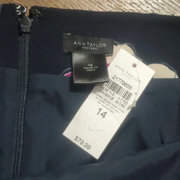 Ann Taylor factory floral navy pencil skirt nwt - Picture 4 of 6